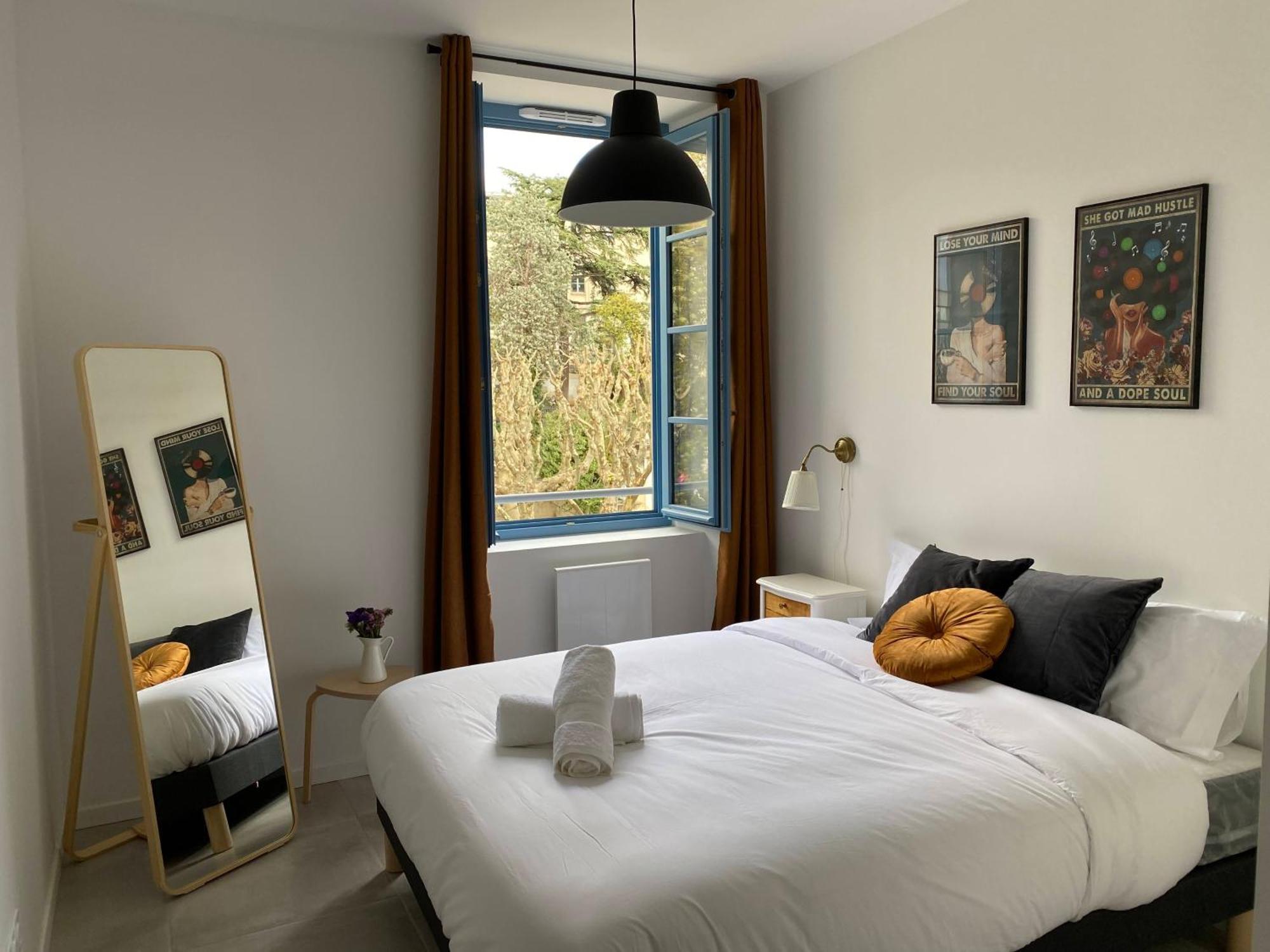 Le Jules Appart'Hotel 伊泽尔河畔的罗曼 外观 照片