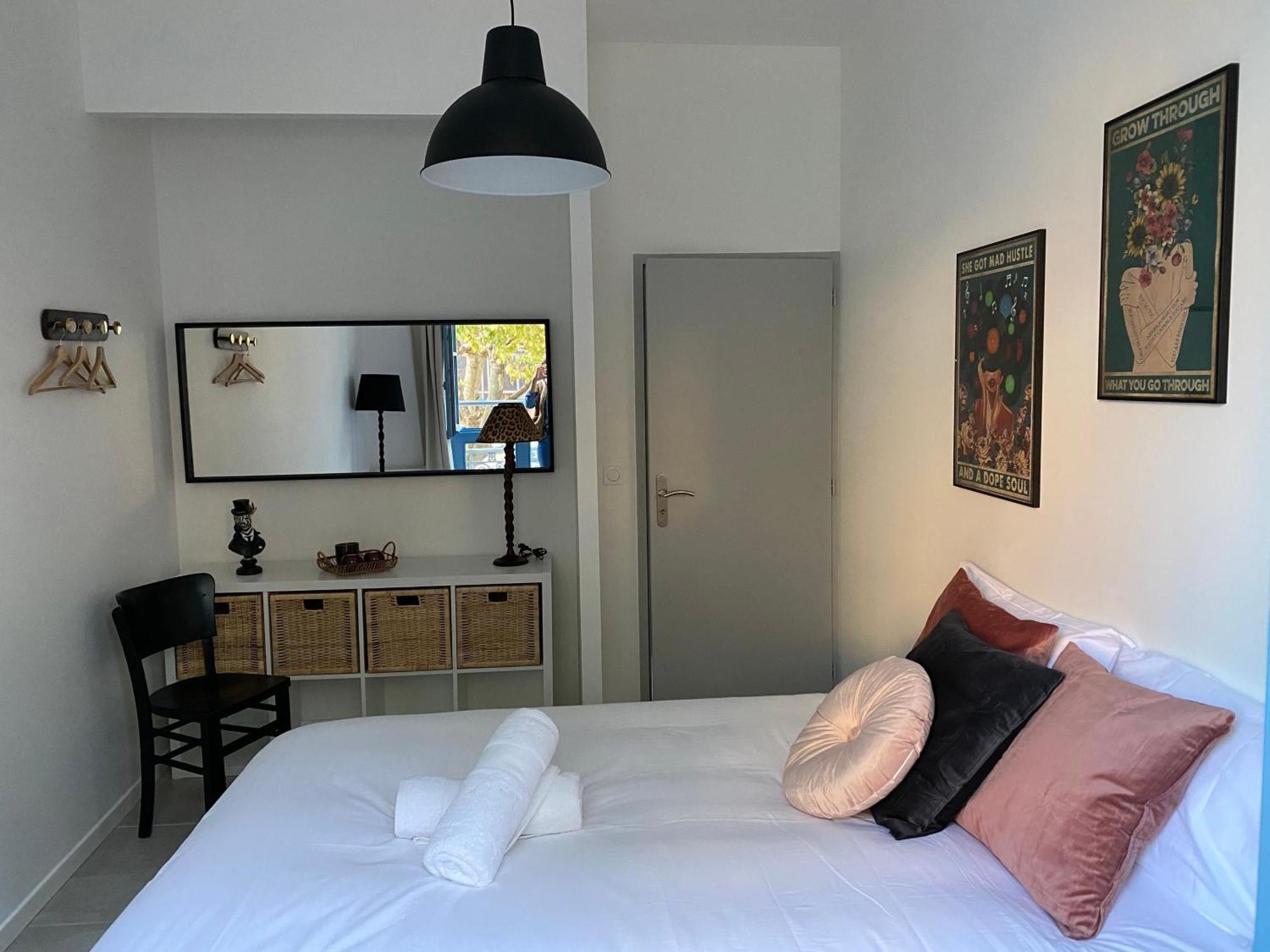 Le Jules Appart'Hotel 伊泽尔河畔的罗曼 外观 照片